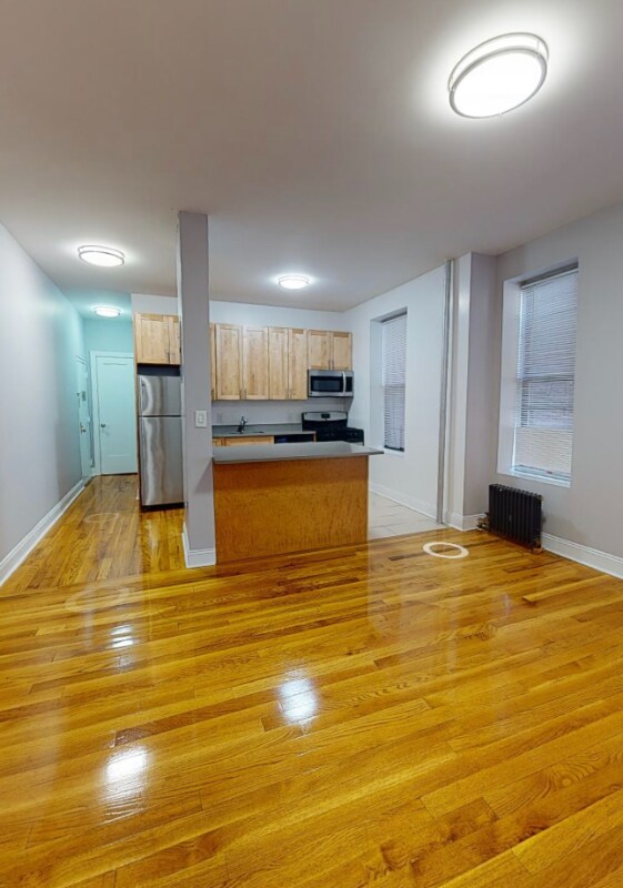 Building Photo - 47 E 124th St