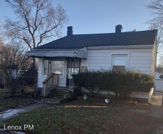Primary Photo - 2 br, 1 bath House - 30 E Sheffield
