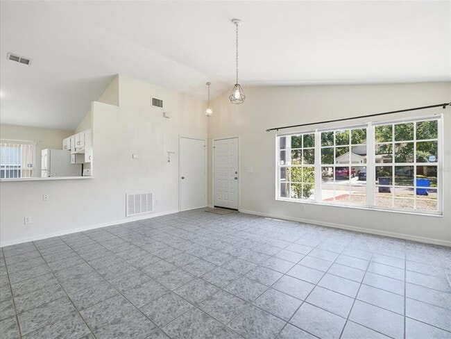 Building Photo - 2480 Sagemont Dr