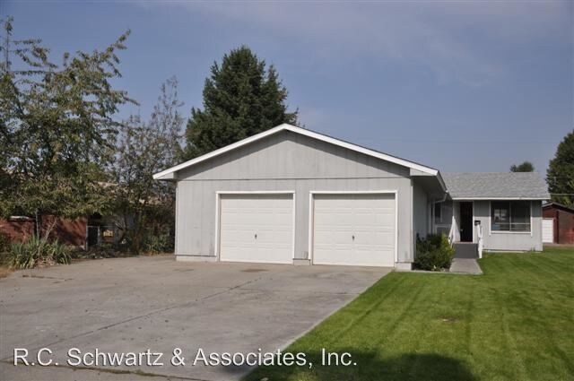 Primary Photo - 2917-2917 E Rockwell Ave