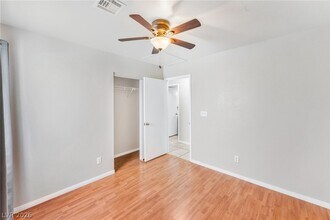 Building Photo - 4353 Scarlet Sea Ave