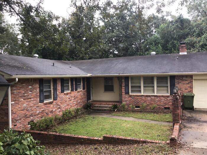 Primary Photo - 1117 F Ave
