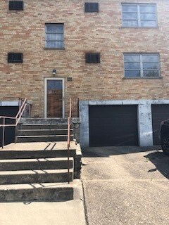 Front Entrance - 344 Purcell Ave