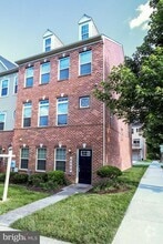 Building Photo - 6300 Santo Place