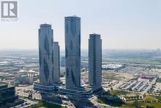 Building Photo - 8 Interchange Wy