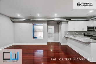 Building Photo - 929 Marlborough St