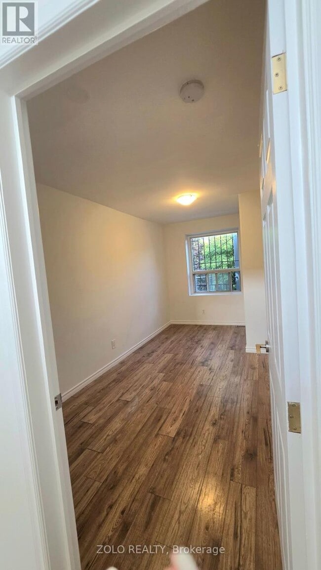 Building Photo - 1549 O'Connor Dr