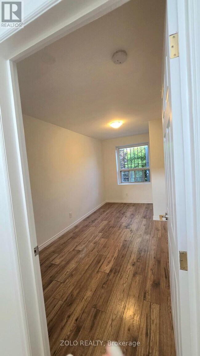 Photo du bâtiment - 1549 O'Connor Dr