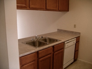 Kitchen - Citrus Grove Apartments