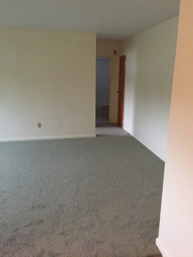 Building Photo - 799 Sergeant Palmateer Way