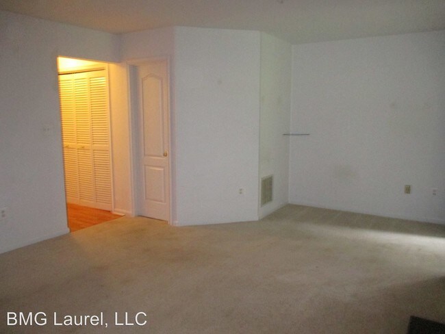 Building Photo - 3 br, 4 bath House - 4930 Lee Farm Court