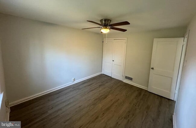 Foto del edificio - 2630 McCarey St