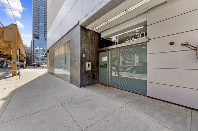 Foto del edificio - 630 N Franklin St