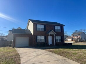 Building Photo - 400 Cindi Ct