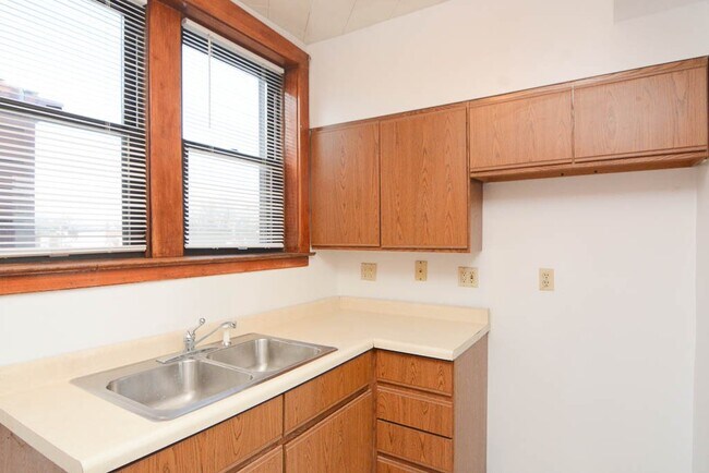 Foto del edificio - 3619 N Paulina St