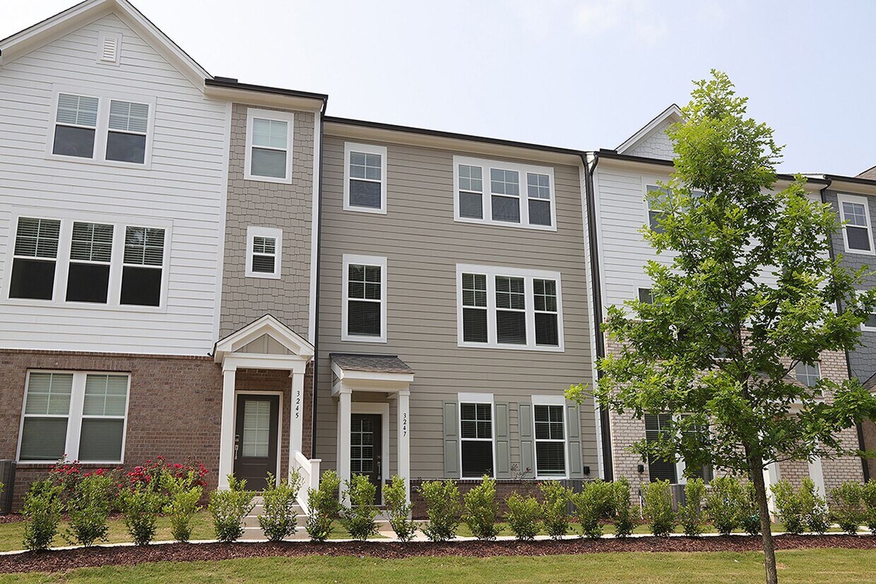 3247 Lynn Rd, Raleigh, NC 27613 Townhome Rentals in Raleigh NC