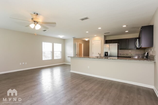 Building Photo - 793 Henley Ct