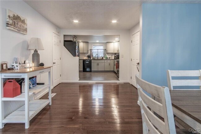 Foto del edificio - 215 Francis St