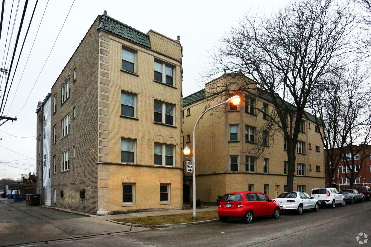 4153 N Mozart - 4153 N Mozart St
