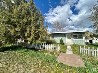 Building Photo - 780 6th Ave