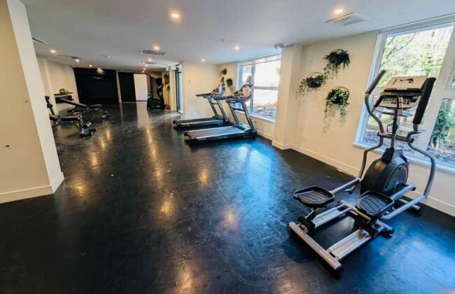 Building Photo - 2620 152 St