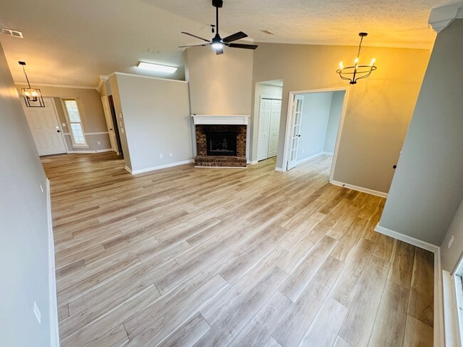 Photo - 3 Bed, 2 Bath, 1336 sqft Home for lease in...