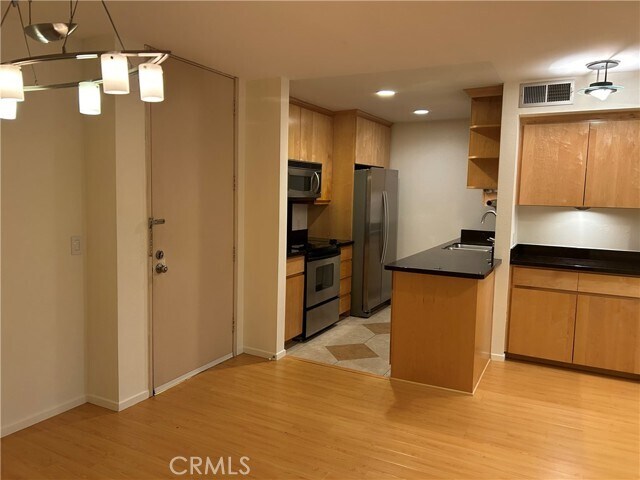 Building Photo - 8221 Raintree Cir