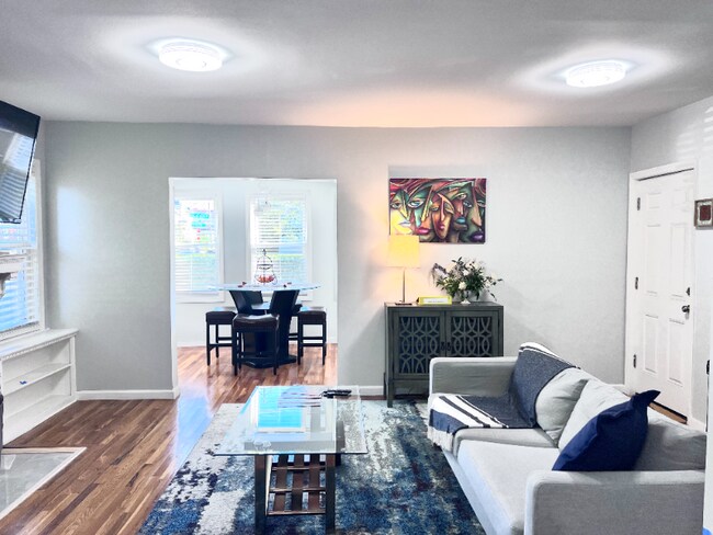 Foto del edificio - 188 Pomona Ave