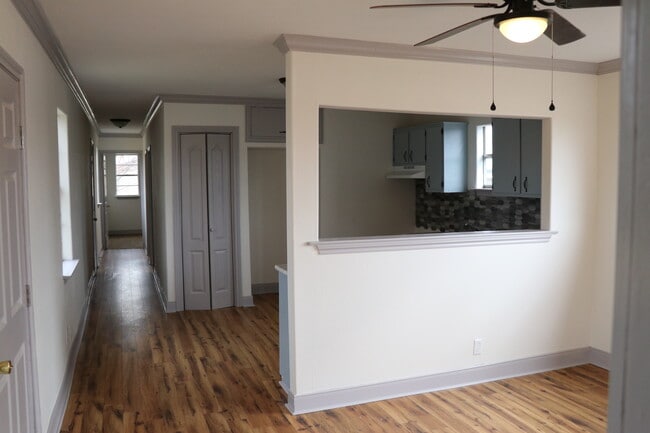 Building Photo - 2772 El Paso Ave