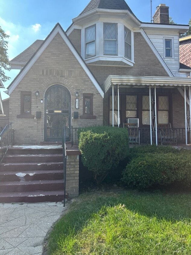 Foto principal - 16531 Kentucky St