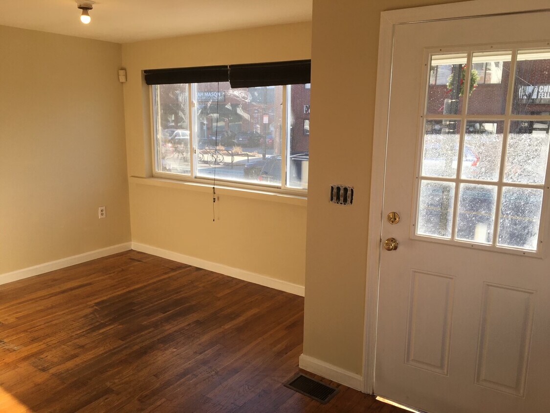 Foto del edificio - 635 Somerville Ave