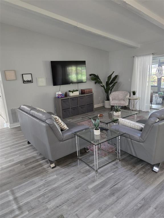 Foto del edificio - 3235 Buckhorn Dr