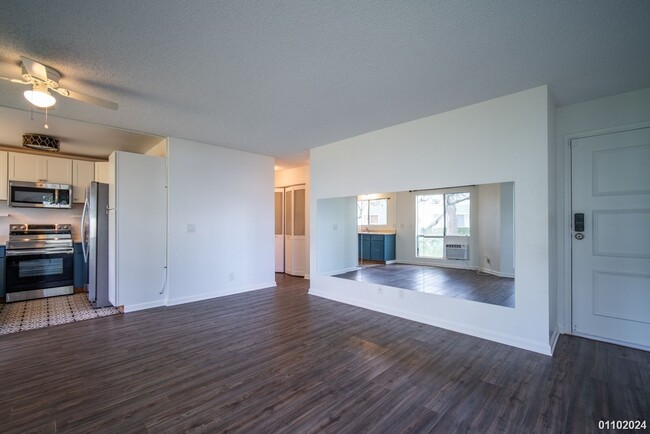 Building Photo - 2 Bed 1 Bath in Mililani Parkway