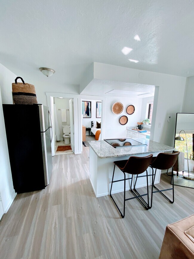 Foto del edificio - 155 S 400 E