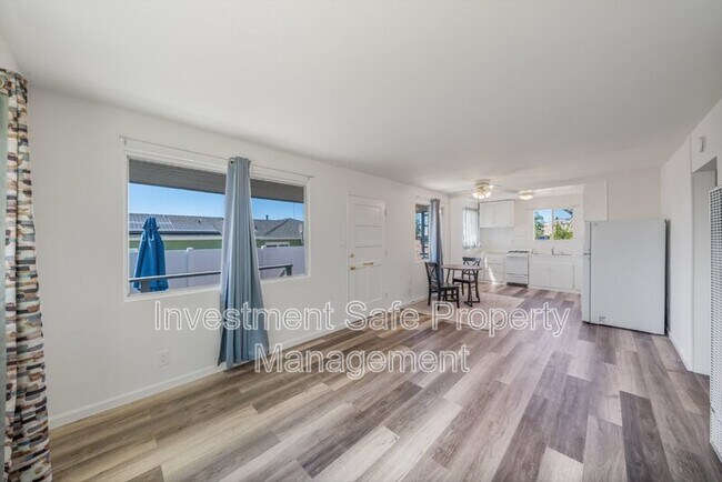 Foto del edificio - 6627 Comly Ct