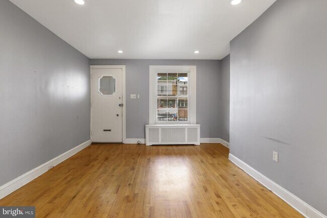 Building Photo - 2803 Aramingo Ave