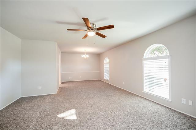 Foto del edificio - 1505 Hayfield Dr