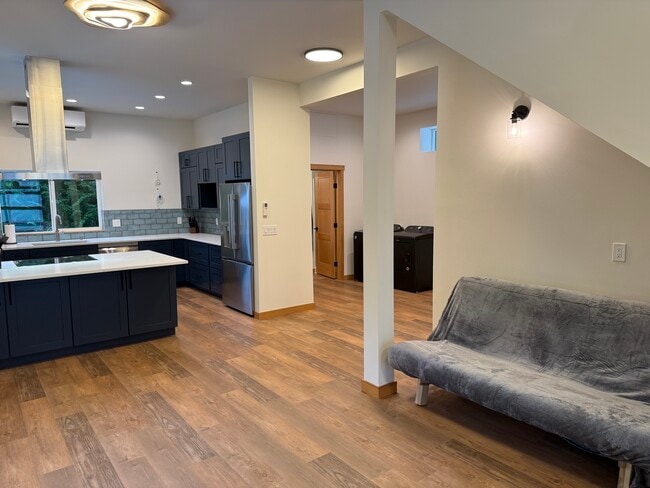 Foto del edificio - 2213 Squalicum Mountain Rd