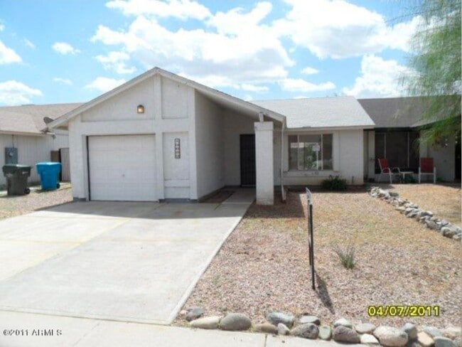 Building Photo - 3033 W Irma Ln