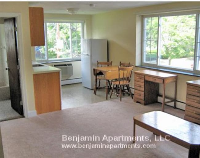 Foto del edificio - 15 Brattle Pl