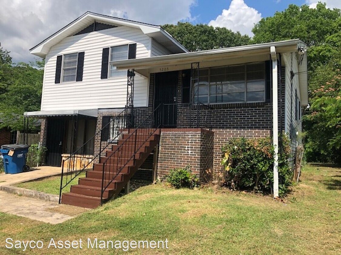 3 br, 1.5 bath House 5205 McClain St House for Rent in Brighton, AL