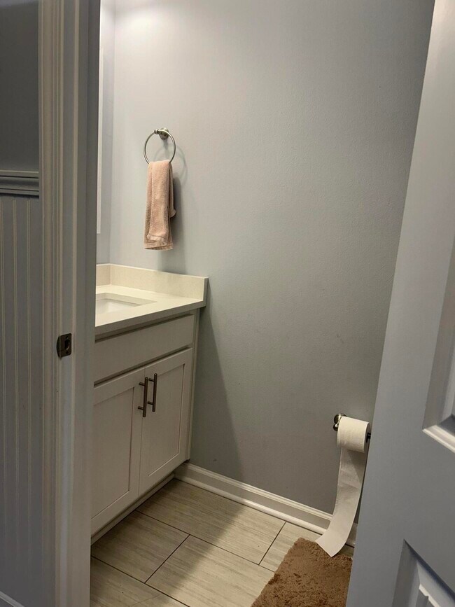 Building Photo - 250 Jefferson St