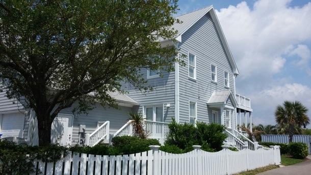 Building Photo - 201 Silver Sloop Way