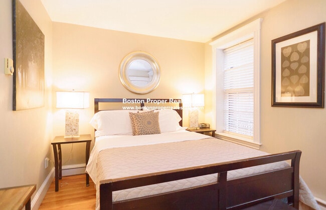 Building Photo - 16 Cedar Lane Way