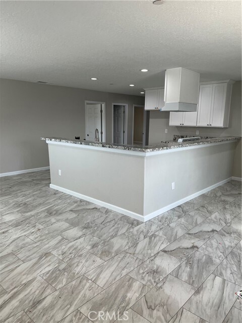 Foto del edificio - 16550 Olive St