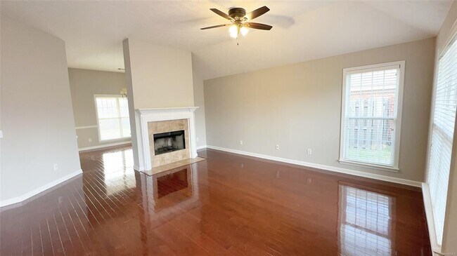 Foto del edificio - 1312 Hallwood Ln