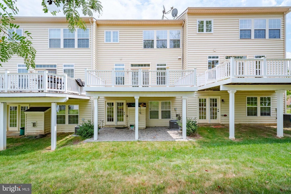 2050 Crescent Moon Ct, Woodstock, MD 21163 Townhome Rentals in