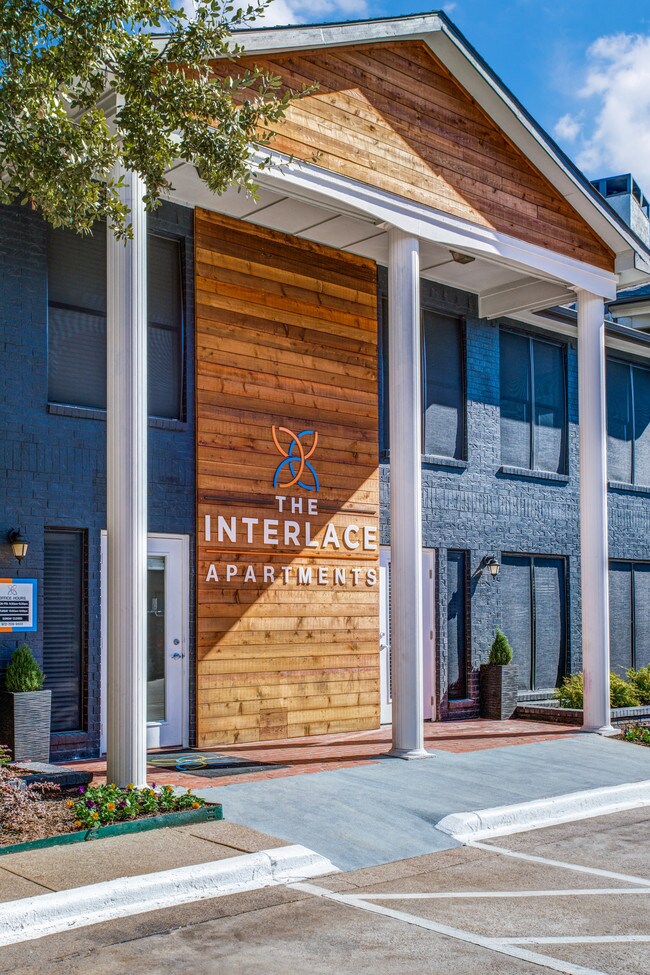 The Interlace Apartments Dallas, TX