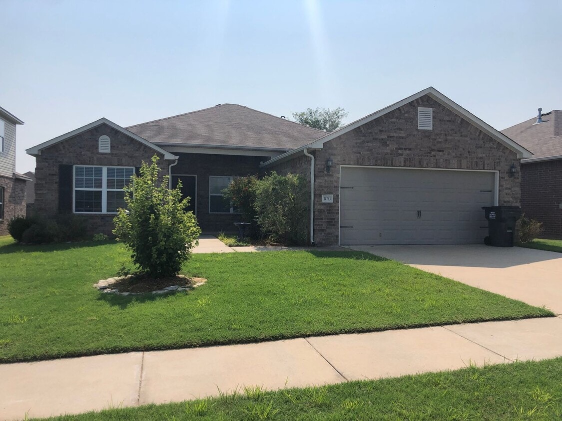 Bixby Schools - 3 Bedroom 2 Bath in The T... - Bixby Schools -  3 Bedroom 2 Bath in The T...