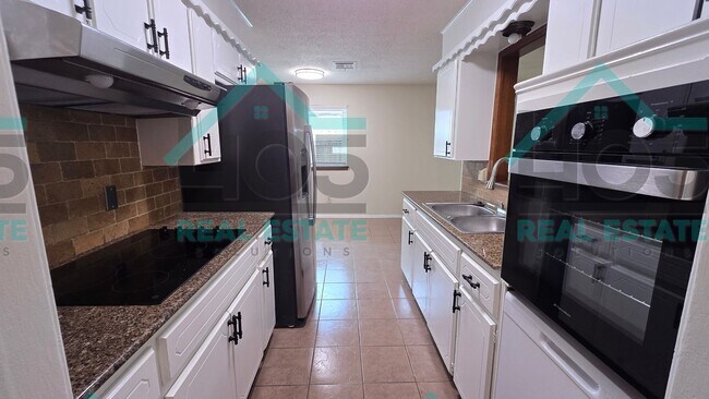 Foto del edificio - 3 Bed Rental in Norman